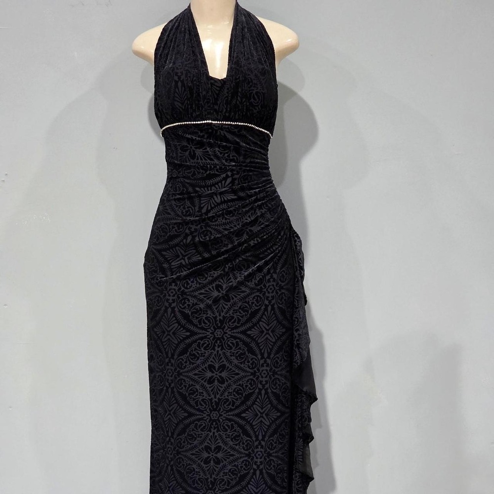 Vintage betsey and Adam Black Velvet dress size 8